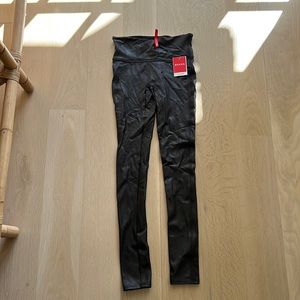 Spanx - faux leather leggings - black - nwt - xs